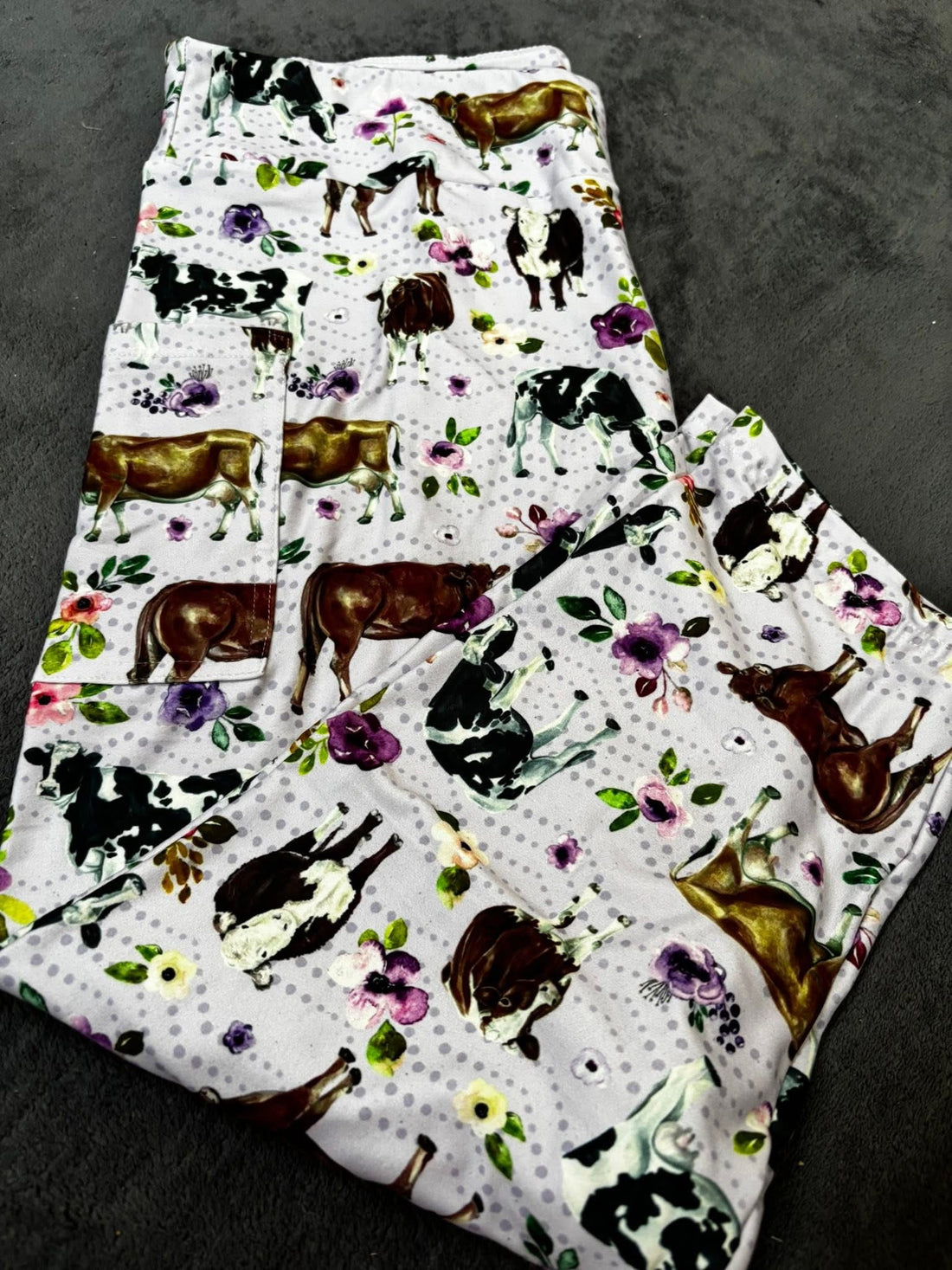 Floral cow capri