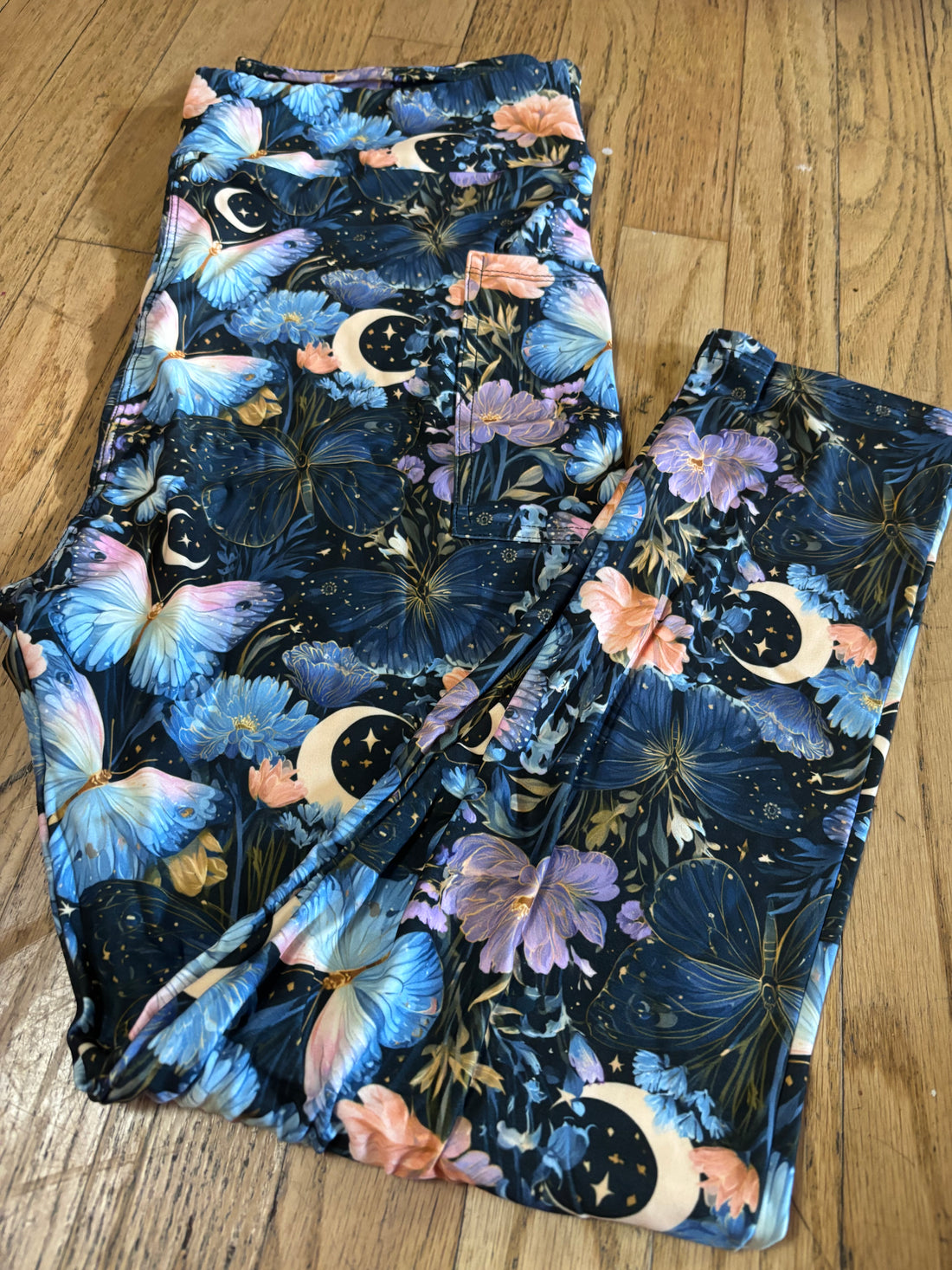 Blue butterfly moon leggings with pockets