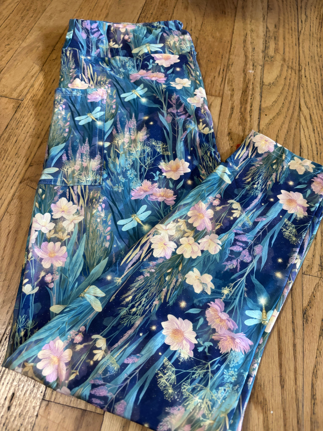 Dragonfly leggings with pockets