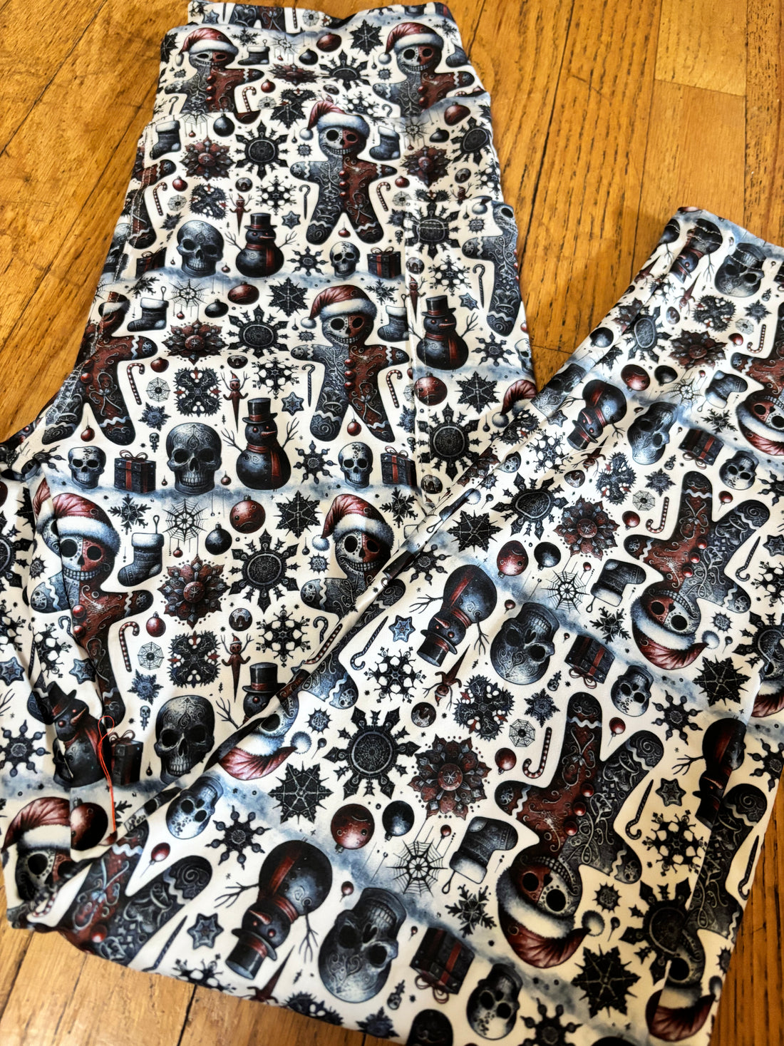 Skeleton gingerbread leggings with pockets