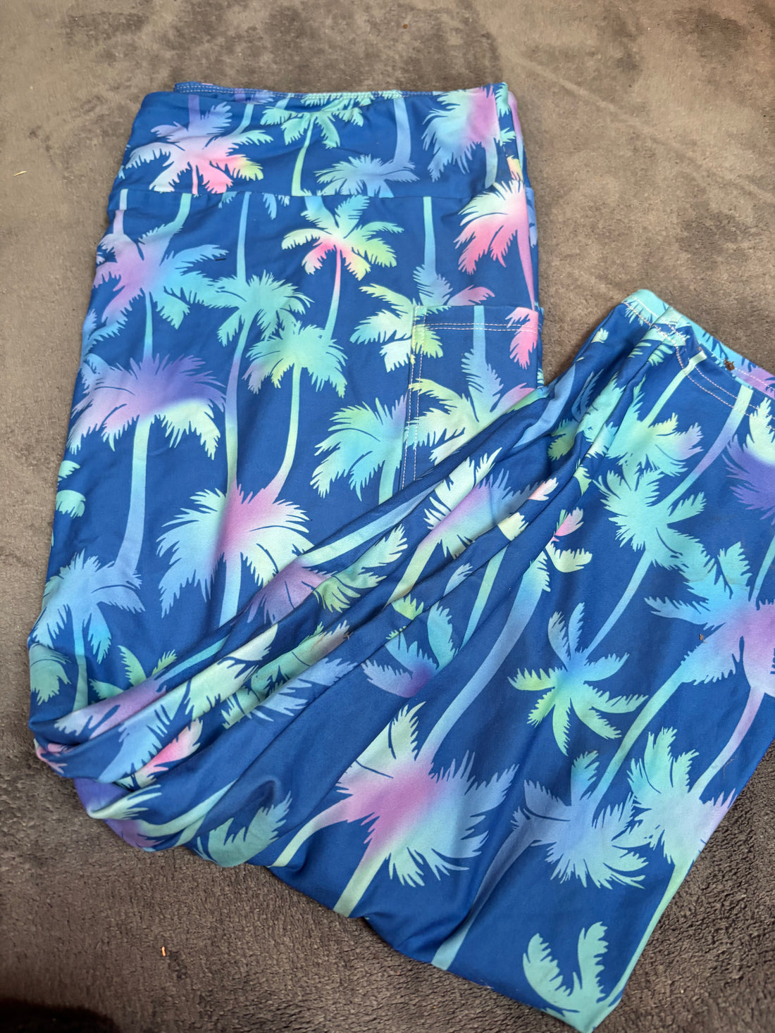 Neon palm tree capris with pockets